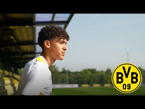 Werft einen Blick in das Nachwuchsleistungszentrum vom BVB!