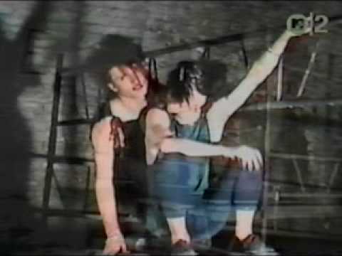 Gene Loves Jezebel - Bruises (Original Video Version)