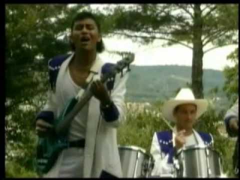 Uriel Henao - La Kenworth Plateada (Video Oficial)