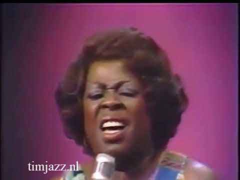 Sarah Vaughan in the Dizzy Gillespie's Bebop Reunion 1975 - Round Midnight