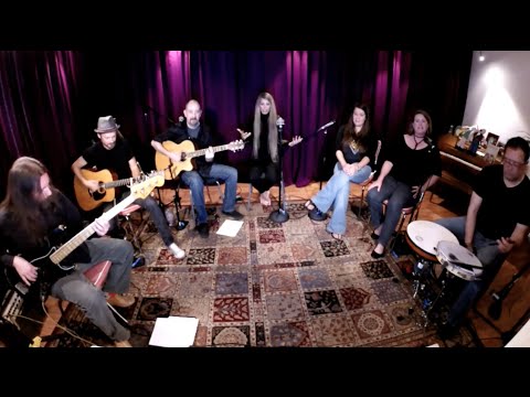 Circe Link - Invisible Man (LIVE May 17th 2015)