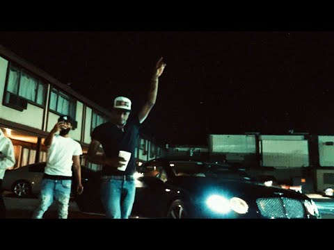 Video thumbnail for Bentley Frog Eyes
