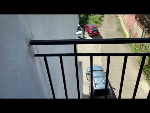 Срочно, продается квартира с ремонтом и мебелью, в Батуми, 150 м. от моря.