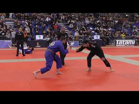 Richard Kerrigan vs Jonas Pereira Rodrigues - IBJJF London Winter Open 2018 - Brown Master 2