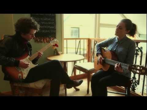 Siobhan Wilson - All Dressed Up (live at The Hidden Lane Tearoom)