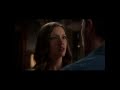 Arrow S01E05 - Laurel sees Oliver's scars then ...