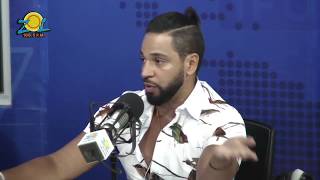 Henry Santos “Yo estaba viviendo una vida de mentira, me rodeaba mucha gente por conveniencia”