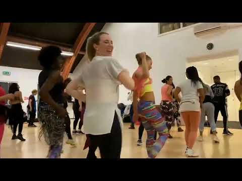 Kasalsa Fit (Kissu's Class), West London | KASALSA WALK BY ANGEL LONDON | KASALSA MUSIC