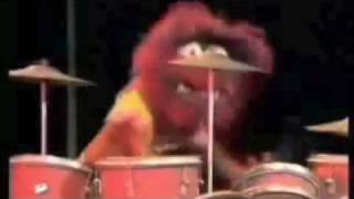Muppets Cover Lou Reed & Metallica - "Pumping Blood"
