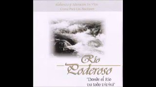 Marco Barrientos Su Familia Nos Hizo/Gloria Demos Al Nombre de Dios