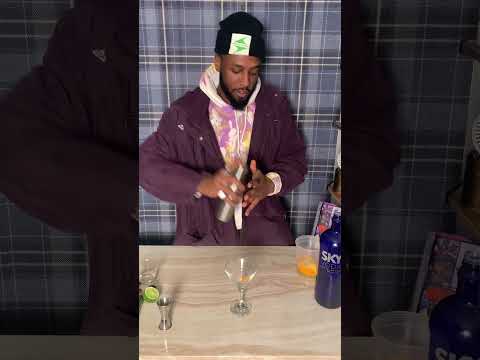 How to make a white cosmopolitan