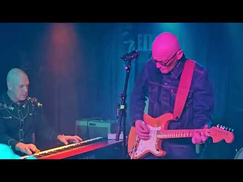 Esa Pulliainen & Mr. Breathless live at Eikan Pub 2025