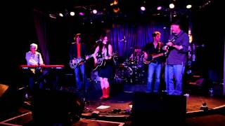 Julie Gribble Band Live performs her song 'The Old Way'