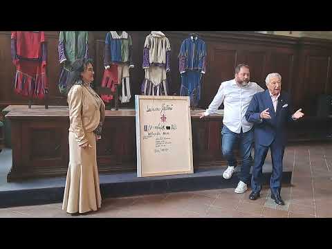 Il bellissimo regalo fatto a Luciano ARTUSI, già Direttore del Calcio Storico Fiorentino.