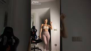 Toma tussi Dansı Bayılıyorum  #aleynabagdacicek #Short #shorts #fyp