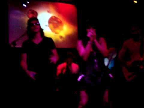 Fiano - Try Casete (Live @ El Imperial, 02.04.10)