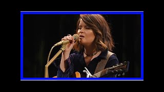 Maren Morris, Vince Gill choke up during first-ever &#39;Dear Hate&#39; performance