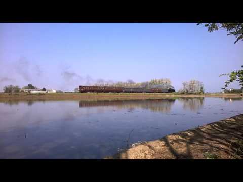 La ferrovia Novara - Varallo riporta la storia!