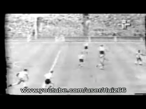 Stanley Matthews x Nilton Santos - 1956