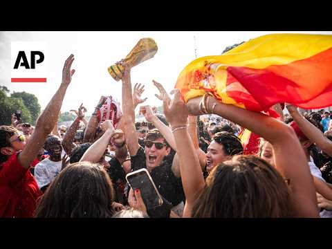 Video Thumbnail: Fans celebrate Spain's 1-0 victory over Argentina in World Cup final