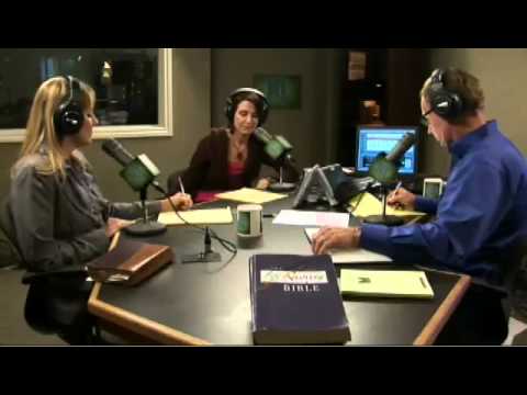 As a single mom, how can I pursue dating and make friends?