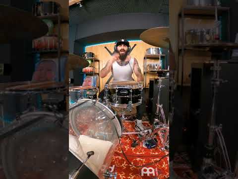 Playing 220 bpm in 5 MINUTES. The ILLEGAL hack!