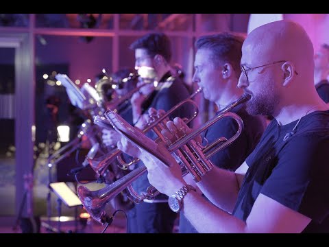 HEXA live auf der Bühne