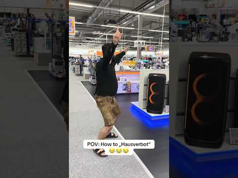 Bayer testet SoundBox im Laden ud tanzt 😂