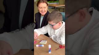 2 квітня світ відзначає Міжнародний день дитячої книги.