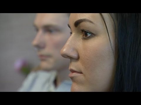 Concerns over Ukraine in Estonia's Russian speaking community - reporter