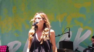 Carly Pearce - Every Little Thing (CMT's Summer of Music Block Party)
