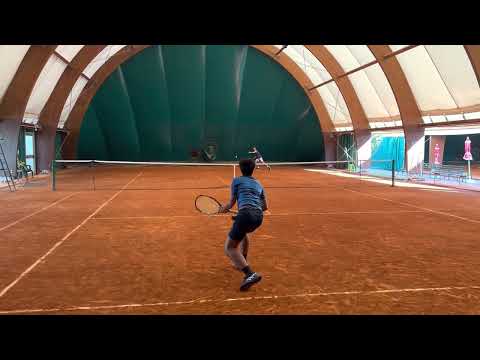 The CLEANEST backhand you have EVER SEEN ! | court level view