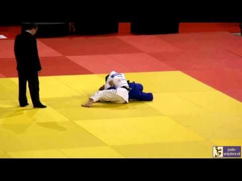Judo 2014 Grand Slam Paris: Kuziutina (RUS) - Gonzalez (ARG) [-52kg]