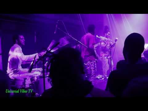 Strings of Light - (Jazz Cafe, London 9-09-16) のサムネイル