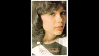 Download lagu Nani Sugianto Hitam Atau Putih mp3 Download lagu Nani Sugianto Hitam Atau Putih mp3