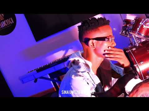 Bonga DE alpha _Usiniache video Lyrics  (official)