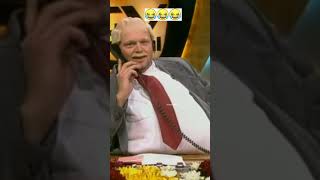 Calli bestellt Würstchen bei Hoeneß #tvtotal #calmund #hoeneß #telefonstreich #comedy #lustig #meme