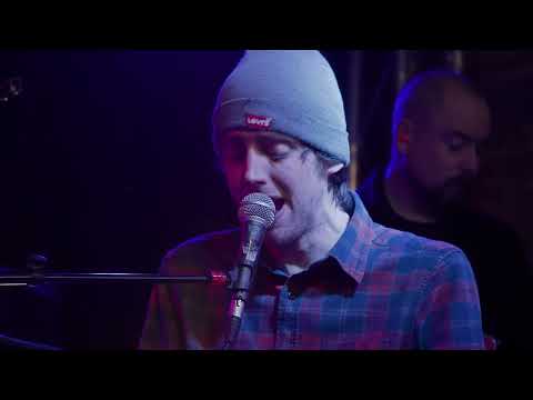 Francis live — Don't Stop Me Now