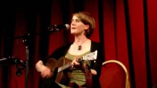 Karine Polwart sings Sorrowlessfield