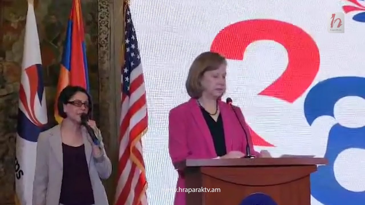 Խաղաղության կորպուսի 16 կամավորներ հանդիսավոր երդվեցին