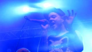 Mug Shot (The New Cities)