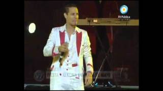 Rafaga-La luna y tu en vivo Plaza de mayo HD