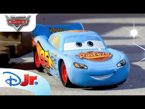 Lightning McQueen Needs A Car Wash! 🧼 | Pixar Cars x Mattel | @disneyjr​