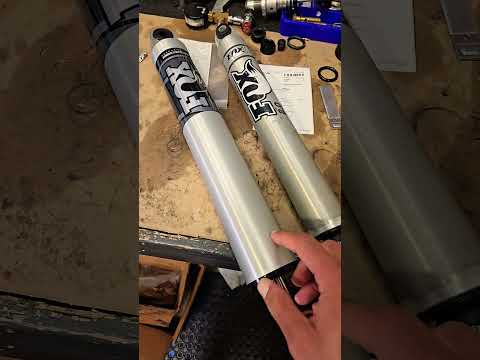 Fox 2.5 HTO shocks quick overview