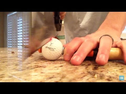 ゴルフボールの中身は？ (What's inside a Golf Ball?)