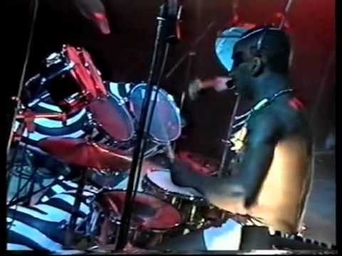 Urban Shakedown - Wolves