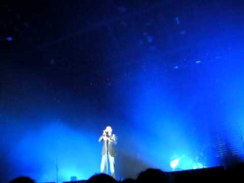 Biagio Antonacci entrata palco Concerto Firenze