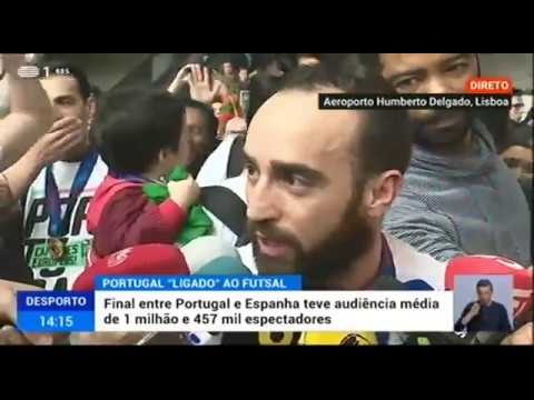 A chegada dos Campeões da Europa de Futsal ao Aeroporto | RTP