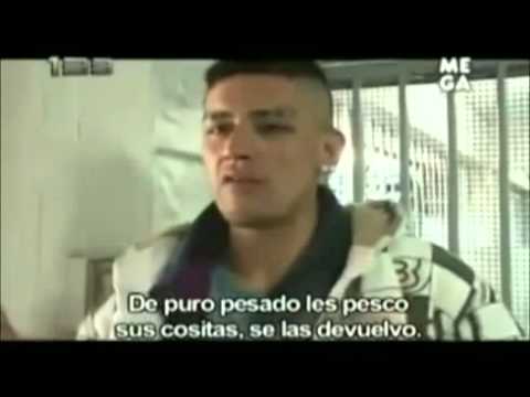 Flaite muestra a carabineros, su super cara de malo