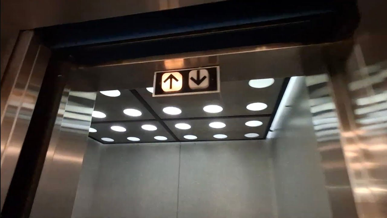 Retake: Dover DMC hydraulic elevator at Kane's Furniture, Port charlotte Florida 